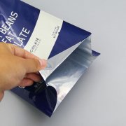1kg四边封巧克力免费看正能量网站